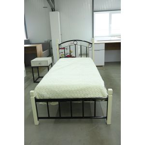 Bed "Monroe", pipes standard 90*200